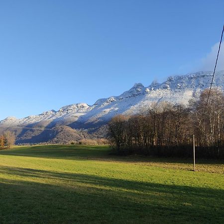 La Chambre Savoyarde Chez Les Garcons Saint-Paul-sur-Yenne Exteriör bild